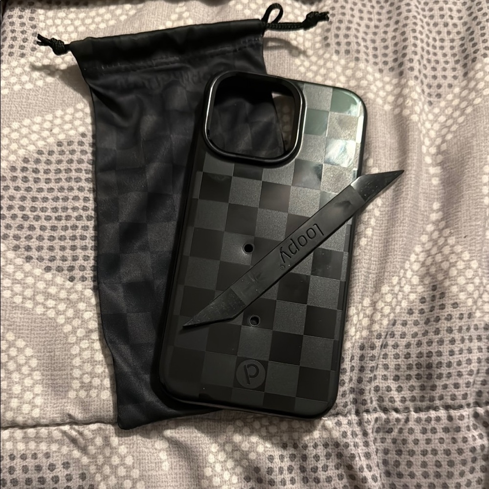 Loopy Case midnight Checkered iPhone 15 pro max